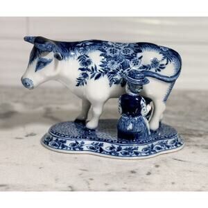 Vtg Dutch Makkum Holland Folk Art Blue & White Painted Milking Cow Figurine